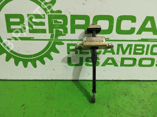 Used Hinge/Door check strap VOLVO S40 I (644) 1.6 (109 hp) 31545920