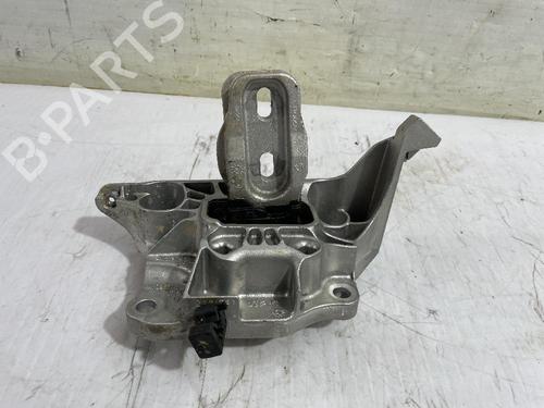 Used Engine mount OPEL CORSA F (P2JO) 1.2 (68) (101 hp) 31562778