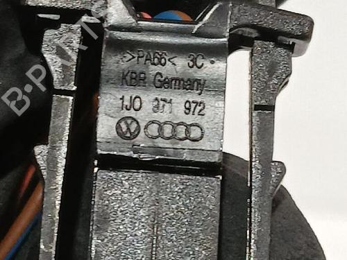 Licence plate light SEAT IBIZA III (6L1) 1.4 TDI | BP32463286I40