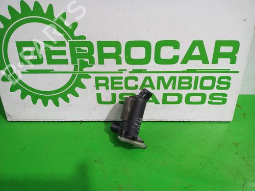 washer-pump-ford-focus-i-saloon-dfw-1999-2000-2001-2002-2003-2004-2005-2006-2007-2008-2009-31544152 main image