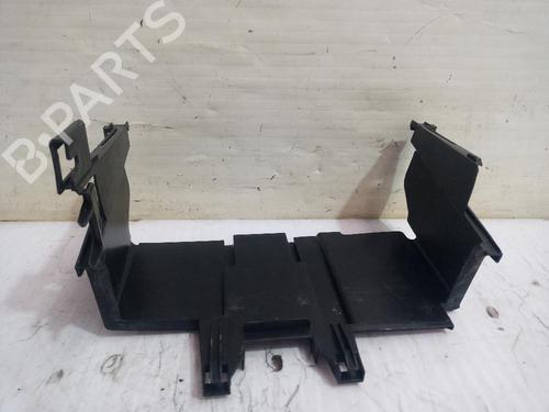 Used Support SEAT LEON (1M1) 1.4 16V (75 hp) 31561665