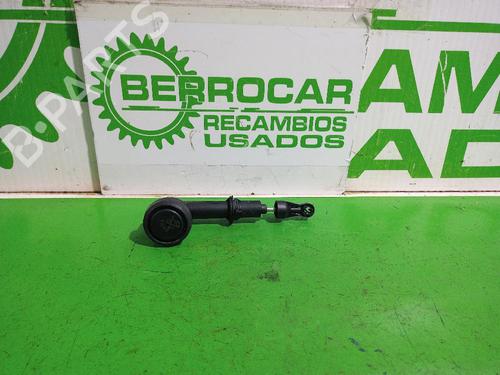 Used Clutch slave cylinder LAND ROVER FREELANDER I Soft Top (L314) 2.0 TD4 4x4 (112 hp) 31552728