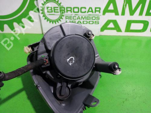 Right headlight FORD FIESTA V (JH_, JD_) 1.4 TDCi | BP31552938C29 