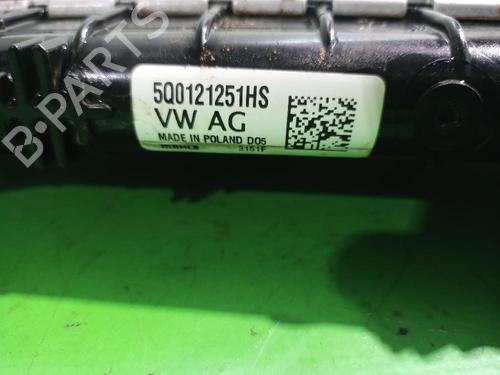 Water radiator VW T-ROC (A11, D11) 1.0 TSI | BP31553859M31 - Image 2