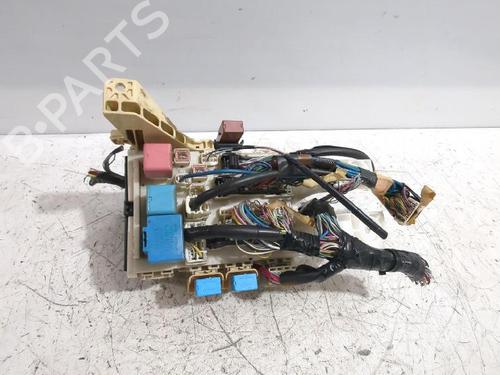 Used Fuse box Fuse box TOYOTA YARIS (_P9_) 1.33 VVT-i (NSP90_, NSP90R) (100 hp) 32466149 32466149