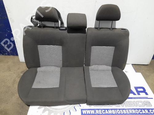 Sæde Bagtil Sæde Bagtil SEAT CORDOBA (6K1, 6K2) 1.6 i (75 hp) 31542073 31542073