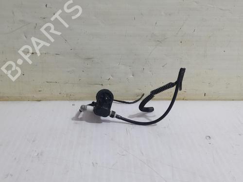 Used Washer pump SKODA YETI (5L) 1.2 TSI (105 hp) 31560673