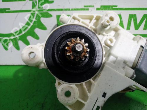Left front window motor FORD FOCUS II (DA_, HCP, DP) 1.6 | BP31547547E21 - Image 4
