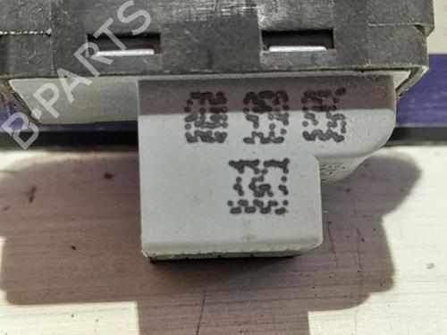 Right front window switch VW POLO IV (9N_, 9A_) 1.2 | BP31570813I26 