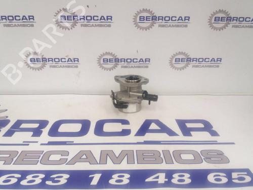 Used Vacuum pump DACIA DUSTER (HS_) 1.5 dCi 4x4 (HSMC, HSMD) (110 hp) 31568784