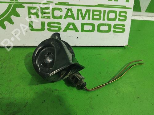 Used Horn VW PASSAT B5.5 (3B3) 1.6 (102 hp) 31545783