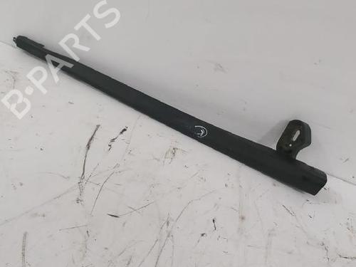 Vindspejlsviskerarm SEAT LEON (1P1) 1.9 TDI (105 hp) 31563280