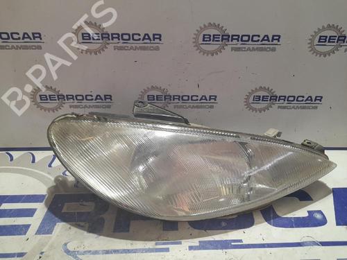 Used Right headlight PEUGEOT 206 Hatchback (2A/C) 1.9 D (69 hp) 31673102