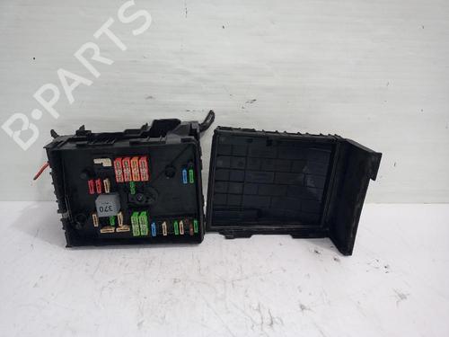 Used Fuse box Fuse box SEAT ALTEA XL (5P5, 5P8) 1.9 TDI 4x4 (105 hp) 31557130 31557130