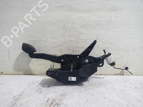 Used Break pedal OPEL CORSA F (P2JO) 1.2 (68) (101 hp) 31562735