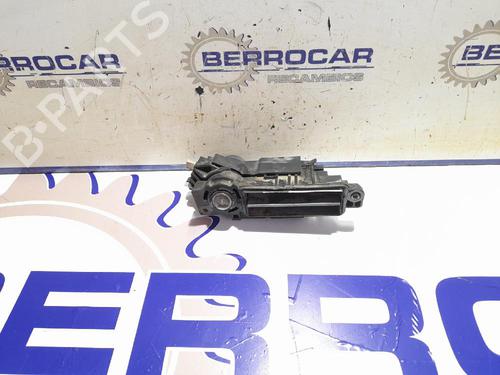Used Tailgate handle MERCEDES-BENZ C-CLASS (W203) C 220 CDI (203.006, 203.008) (143 hp) 31539548
