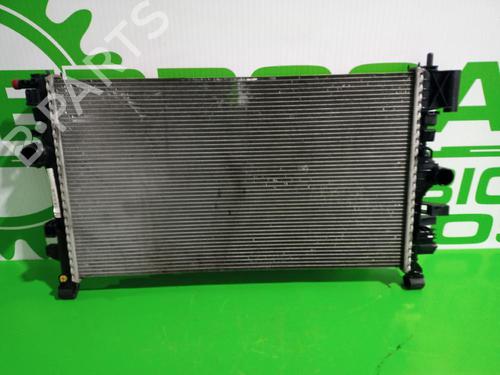 Used Water radiator Water radiator OPEL INSIGNIA A Saloon (G09) 2.0 CDTI (69) (131 hp) 31543601 31543601