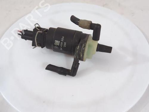 Used Washer pump Washer pump OPEL CORSA C (X01) 1.3 CDTI (F08, F68) (70 hp) 34645379 34645379