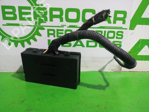 Used Fuse box CITROËN C4 I (LC_) [2004-2014]  31675931