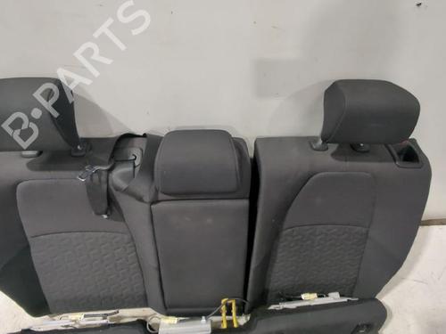 Rear seat TOYOTA COROLLA Hatchback (_E21_, _EA1_, _EH1_) 1.8 VVTi Hybrid (ZWE219) | BP31567717C17 