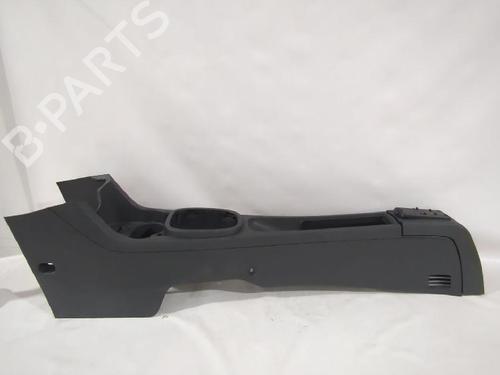 Used Middle console Middle console OPEL CORSA D (S07) 1.4 (L08, L68) (90 hp) 33746701 33746701