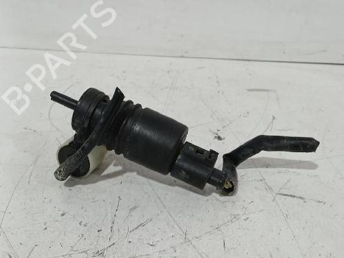 washer-pump-vw-polo-iv-saloon-9n2-9n4-2002-2003-2004-2005-2006-2007-2008-2009-2010-32464157 main image