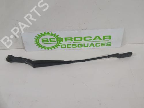 front-windshield-wiper-arm-hyundai-i30-fd-2007-2008-2009-2010-2011-2012-32461771 main image