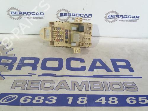 Used Fuse box TOYOTA YARIS (_P1_) 1.0 (SCP10_, SCP10R) (65 hp) 31568974