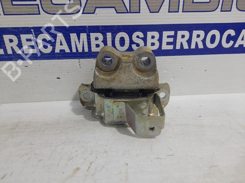 Used Engine mount Engine mount FIAT DOBLO Cargo (263_) 1.3 D Multijet (263WXU1A, 263ZXU1A, 263WYB1A, 263ZYB1A) (95 hp) 31541621 31541621