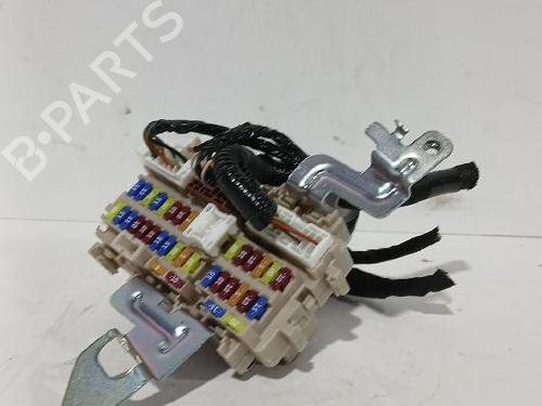 Used Fuse box Fuse box 31568342 31568342