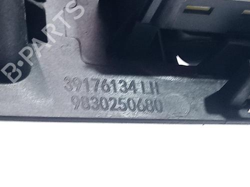 Left rear window switch OPEL CORSA F (P2JO) 1.2 (68) | BP31562702I29 