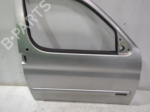 Used Right front door Right front door 38863928 38863928
