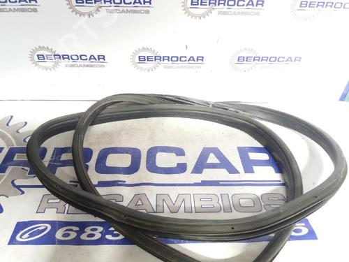 rubber-door-seal-opel-corsa-c-hatchback-van-x01-2000-2001-2002-2003-2004-2005-2006-2007-2008-2009-2010-2011-2012-31569075 main image