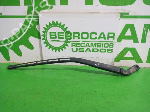 Used Front windshield wiper arm CITROËN C4 I (LC_) [2004-2014]  31675895