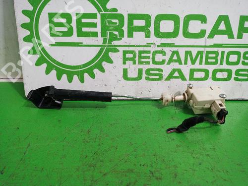 Used Fuel door actuator Fuel door actuator VW GOLF V (1K1) 1.9 TDI (105 hp) 31546382 31546382