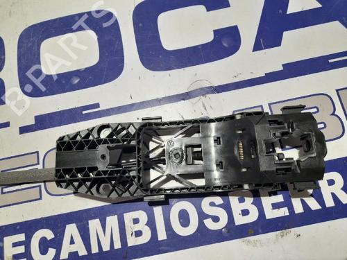 front-left-exterior-door-handle-skoda-rapid-spaceback-nh1-2012-2013-2014-2015-2016-2017-2018-2019-31538714 main image