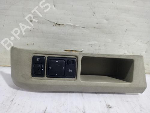 Speilbryter NISSAN MICRA III (K12) 1.2 16V (80 hp) 31561829