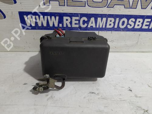 fuse-box-renault-laguna-ii-bg01_-2001-2002-2003-2004-2005-2006-2007-31673965 main image