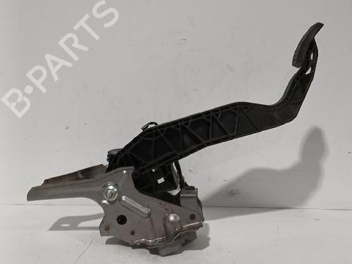 Used Clutch pedal Clutch pedal SUZUKI SX4 S-Cross (JY) 1.4 T AllGrip (AKK414) (140 hp) 31567804 31567804