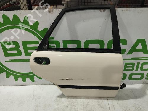 Dør højre bagtil Dør højre bagtil VOLVO S40 I (644) 1.6 (109 hp) 31545796 31545796