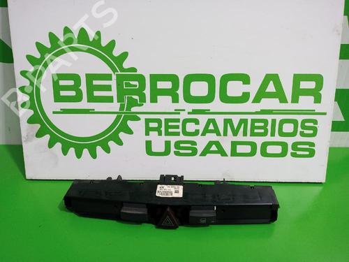 Used Warning switch OPEL ZAFIRA / ZAFIRA FAMILY B (A05) 1.9 CDTI (M75) (100 hp) 31543070