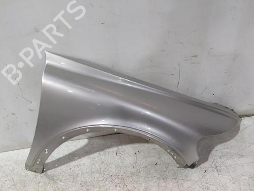 Used Right front fenders Right front fenders VOLVO C30 (533) 1.8 (125 hp) 34118975 34118975