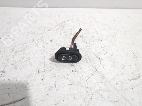 right-front-window-switch-opel-zafira-a-mpv-t98-1999-2000-2001-2002-2003-2004-2005-2006-32463673 main image