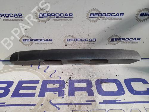 Used Tailgate handle Tailgate handle PEUGEOT 5008 (0U_, 0E_) 2.0 HDi 150 / BlueHDi 150 (150 hp) 31540568 31540568