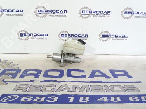 Used Brake master cylinder Brake master cylinder MERCEDES-BENZ A-CLASS (W169) A 170 (169.032, 169.332) (116 hp) 31569004 31569004