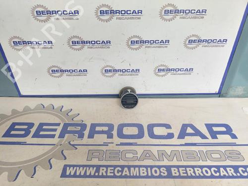 air-vent-fiat-punto-evo-hatchback-van-199_-2009-2010-2011-2012-31569360 main image