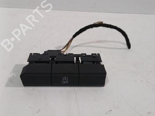 switch-vw-t-roc-a11-d11-2017-31568175 main image