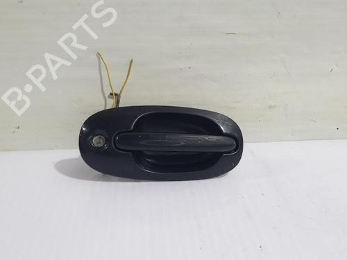 Used Front left exterior door handle CHRYSLER VOYAGER / GRAND VOYAGER III (GS_, NS_) 2.5 TD (116 hp) 31557711