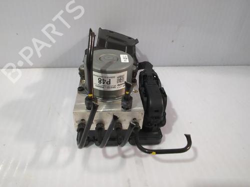 Used ABS pump ABS pump KIA STONIC (YB) 1.0 T-GDi (101 hp) 31567488 31567488