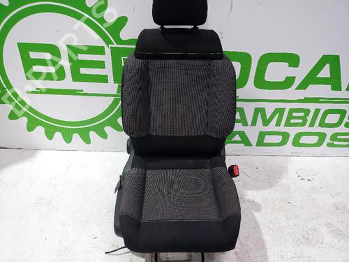 Right front seat CITROËN C3 II (SC_) 1.2 VTi 82 | BP31551393C16 - Image 4